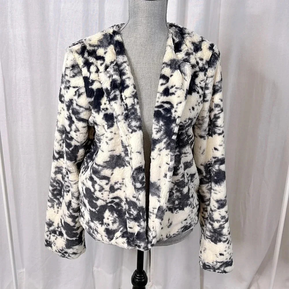 WILLOW & CLAY NWOT Faux Fur Open Front Cardigan Jacket Lined Pockets, Size M